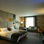 Absolute 4* Limerick Junction