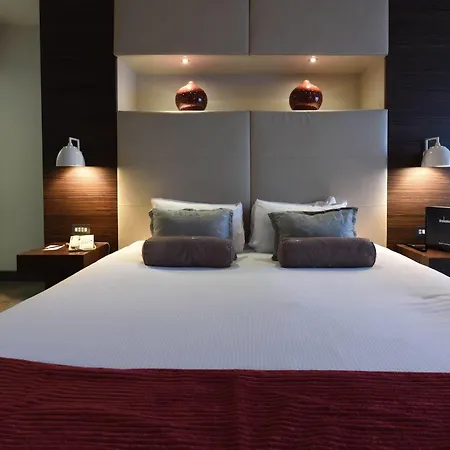 Absolute Hotel