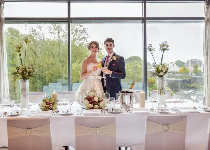 Hotell Absolute Limerick Junction