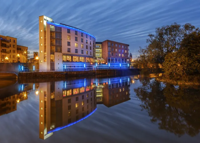 Absolute Hotell Limerick Junction