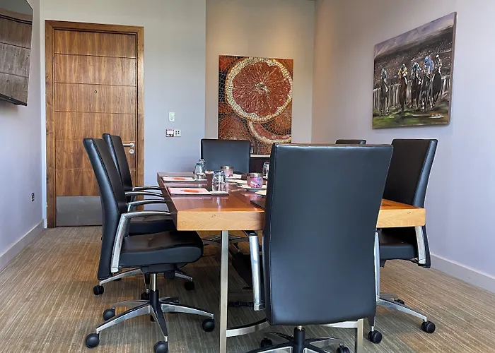 Absolute 4* Limerick Junction